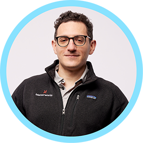 Image of Board Director, Mimoun Cadosch Delmar of Matterworks in a circle with a light blue border